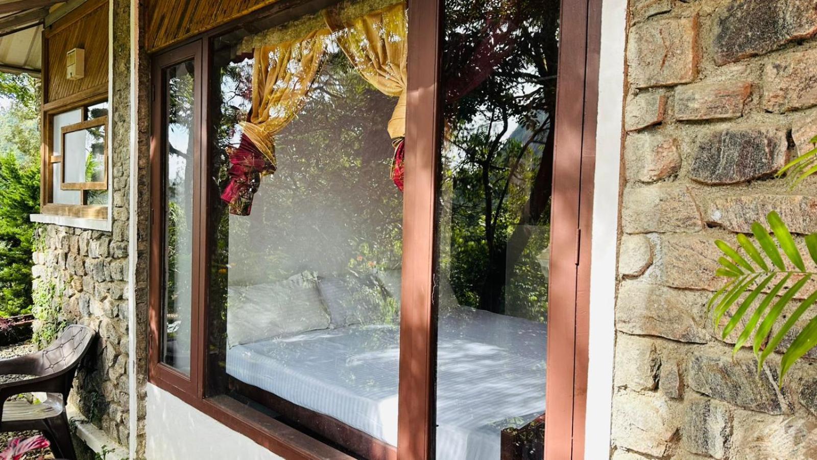 Wild Elephant Resort Kallar Vattiyar Exterior photo