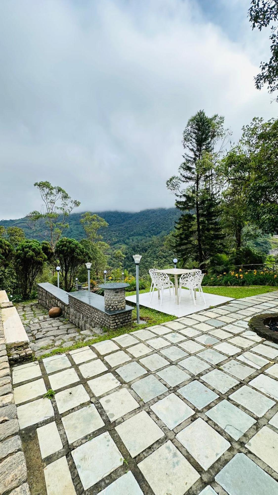 Wild Elephant Resort Kallar Vattiyar Exterior photo