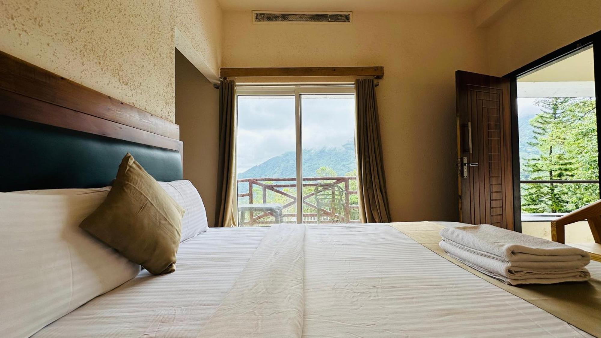 Wild Elephant Resort Kallar Vattiyar Exterior photo