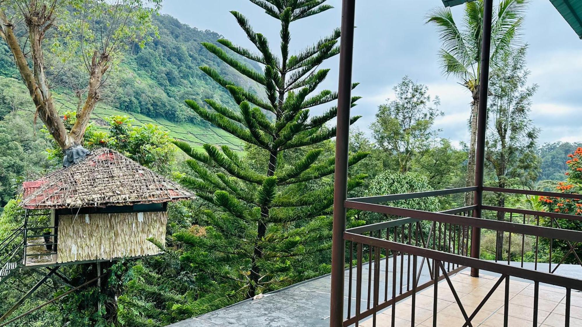 Wild Elephant Resort Kallar Vattiyar Exterior photo